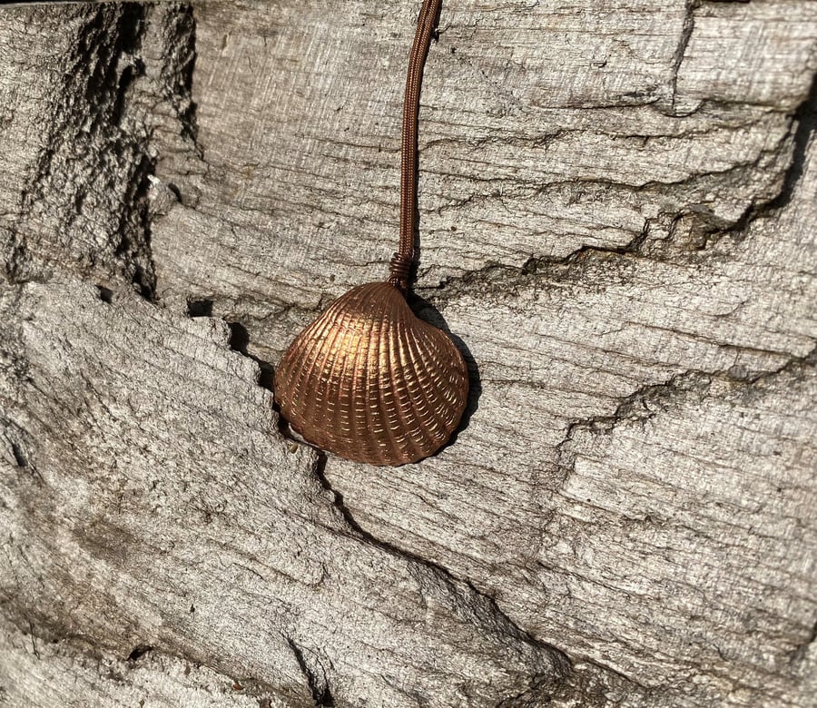 Cockle shell pendant, Copper electroform, 480