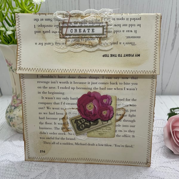 Shabby chic book page pocket for journaling B8