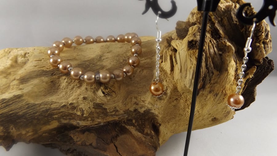 pearl bracelet with matching earrings