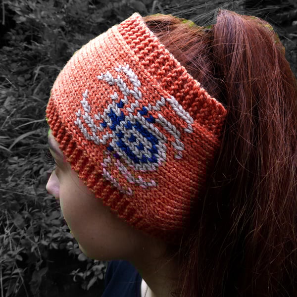 Knitting Pattern for a Spooky Spider Headband (Halloween themed)