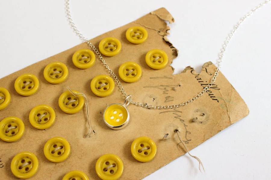 Vintage button necklace, yellow button, silver necklace
