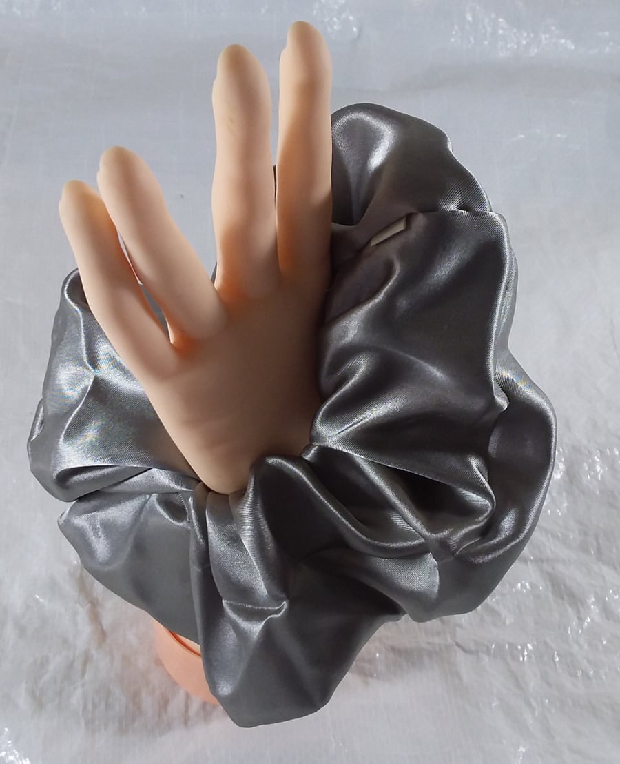 SEUNI, Luxury hair, Scrunchies 