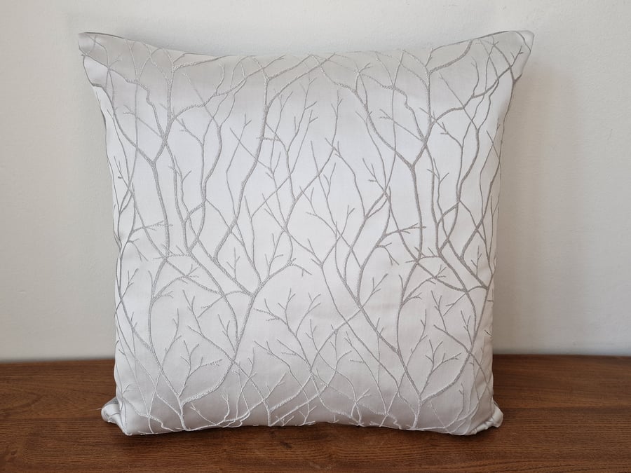 Handmade cushion cover "branches" embroidered pattern
