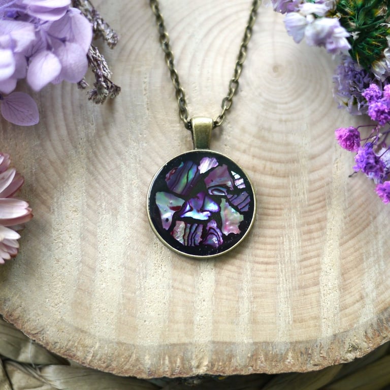 Black Resin and Abalone Shell Pendant Necklace