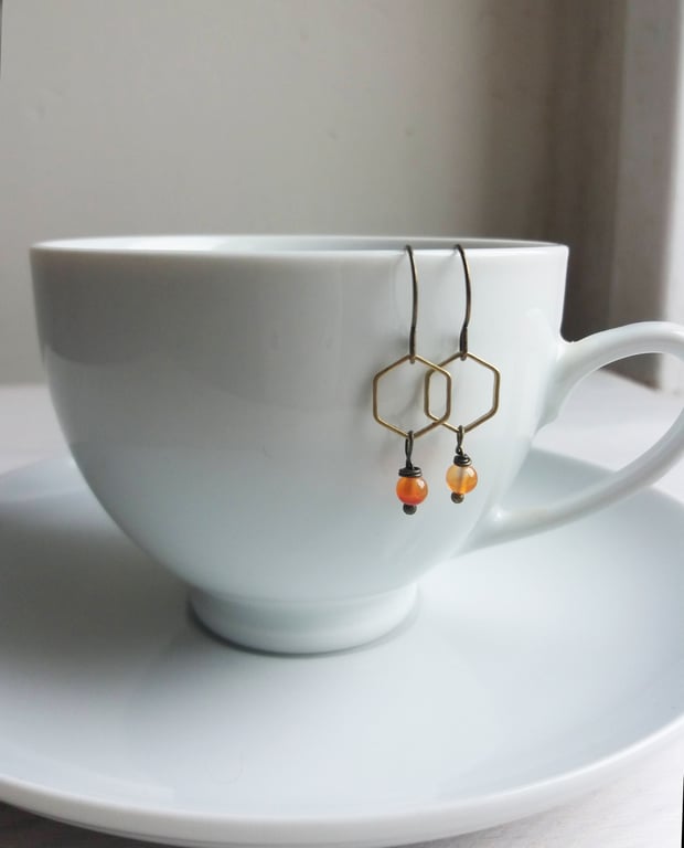 Honeycomb and Carnelian hexagon earrings - golden brass geometric shapes