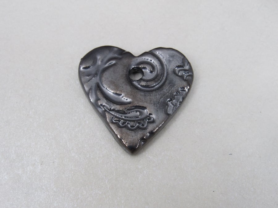 Medium Metallic Pewter Brocade Texture Heart Shaped Ceramic Pendant