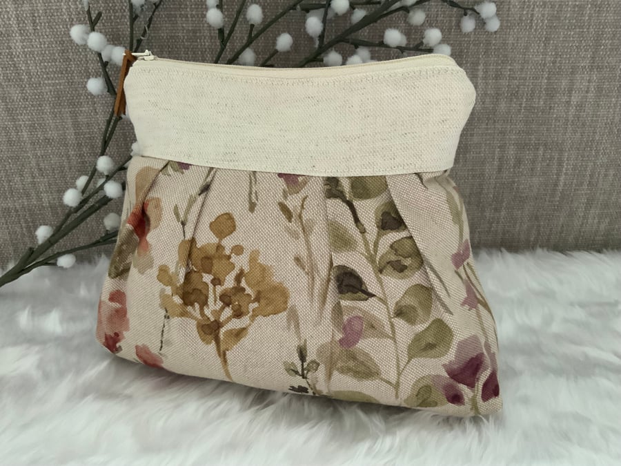 Pleated Cosmetic Bag, Zipped Purse, Make up Bag, Accessory Purse, Cosmetic Purse