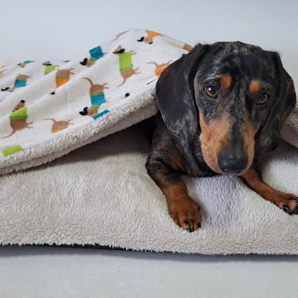 Dachshund Snuggle Cave Bed