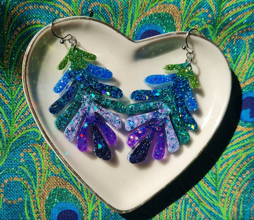 Glitter leaf resin earrings