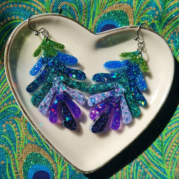 Glitter leaf resin earrings
