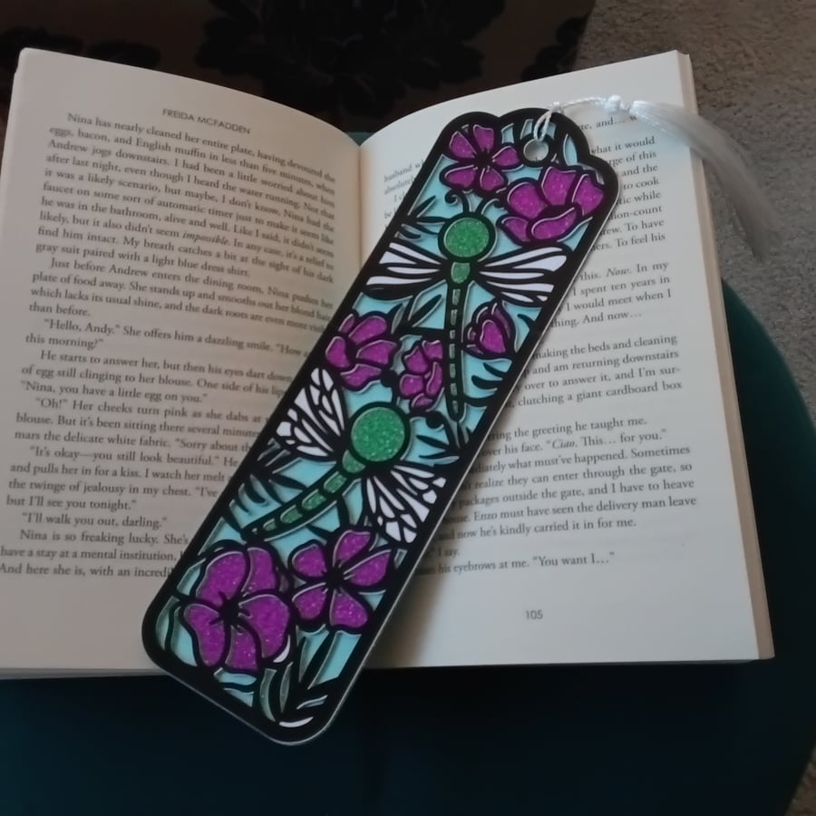 Book mark dragonfly flowers