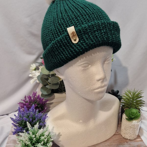 Childs Knitted pompom hat