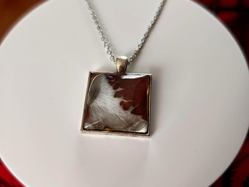 Frosted Resin Necklace: White And Copper Square Pendant Jewelry