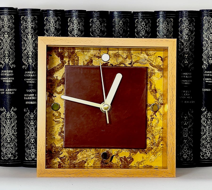 'NICHE'TABLE & SHELF CLOCK  (Model 108)