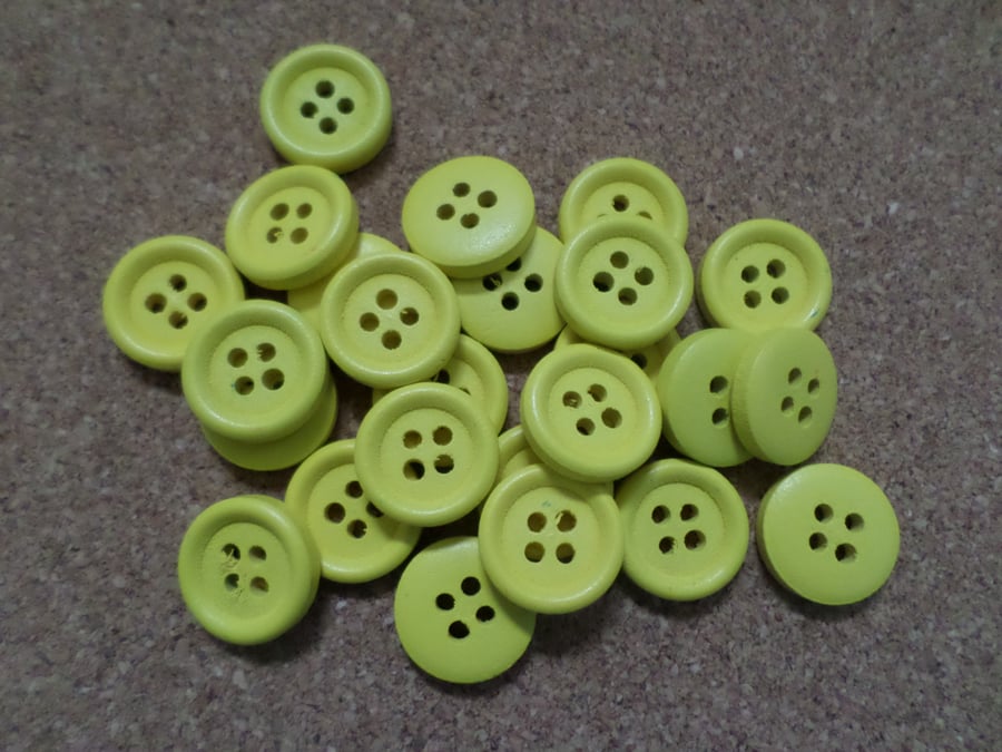 25 x 4-Hole Painted Wooden Buttons - Round - 15mm - Yellow 