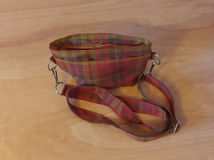 Tweed Tartan Sling Bag, Handmade Scottish Wool Cross Body Satchel, Zipper-closed