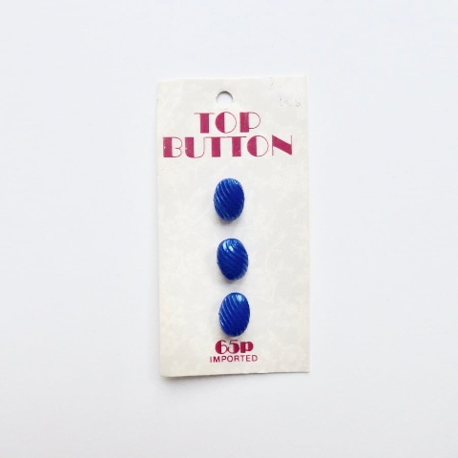 Blue buttons, vintage buttons