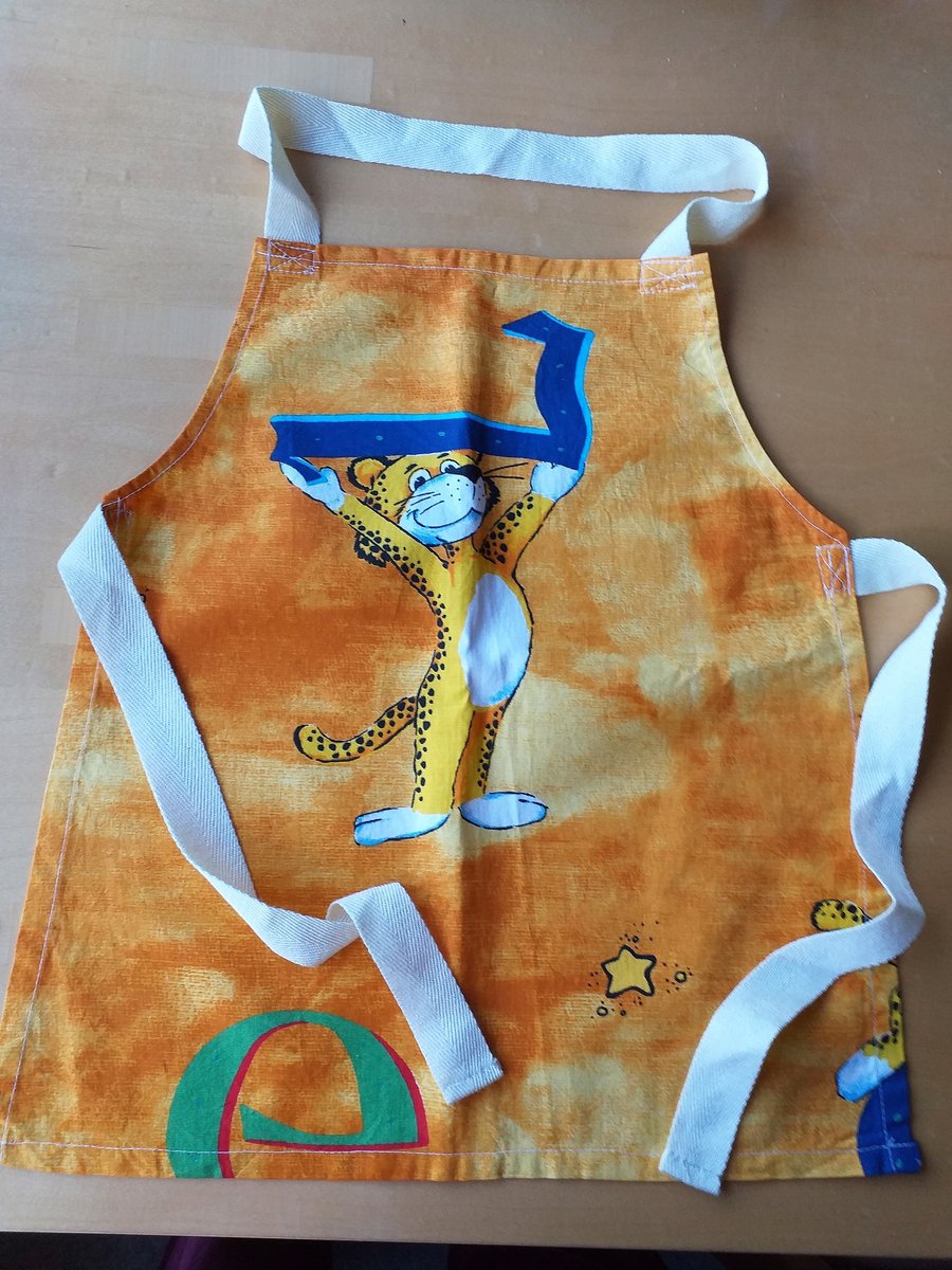 Leopard, letter  'L',  Apron, age 2-6, SALE