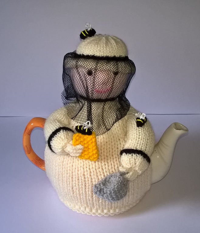 Beekeeper Tea Cosy