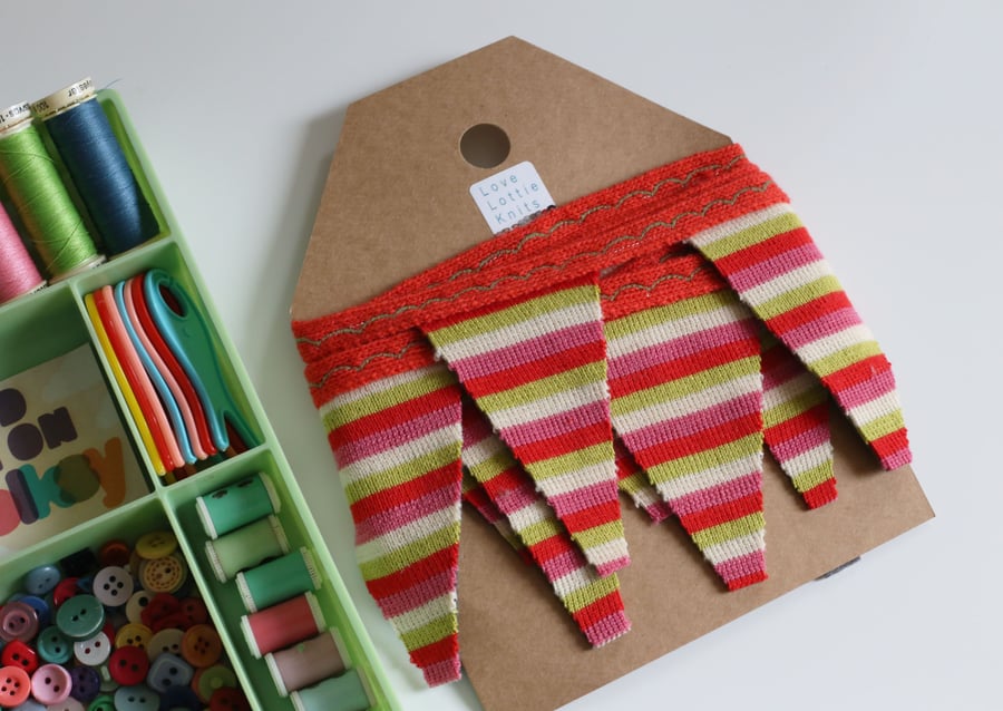 Knitted Bunting