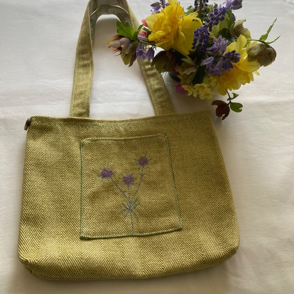 Beautiful and practical herringbone  weave shoulder or handbag.