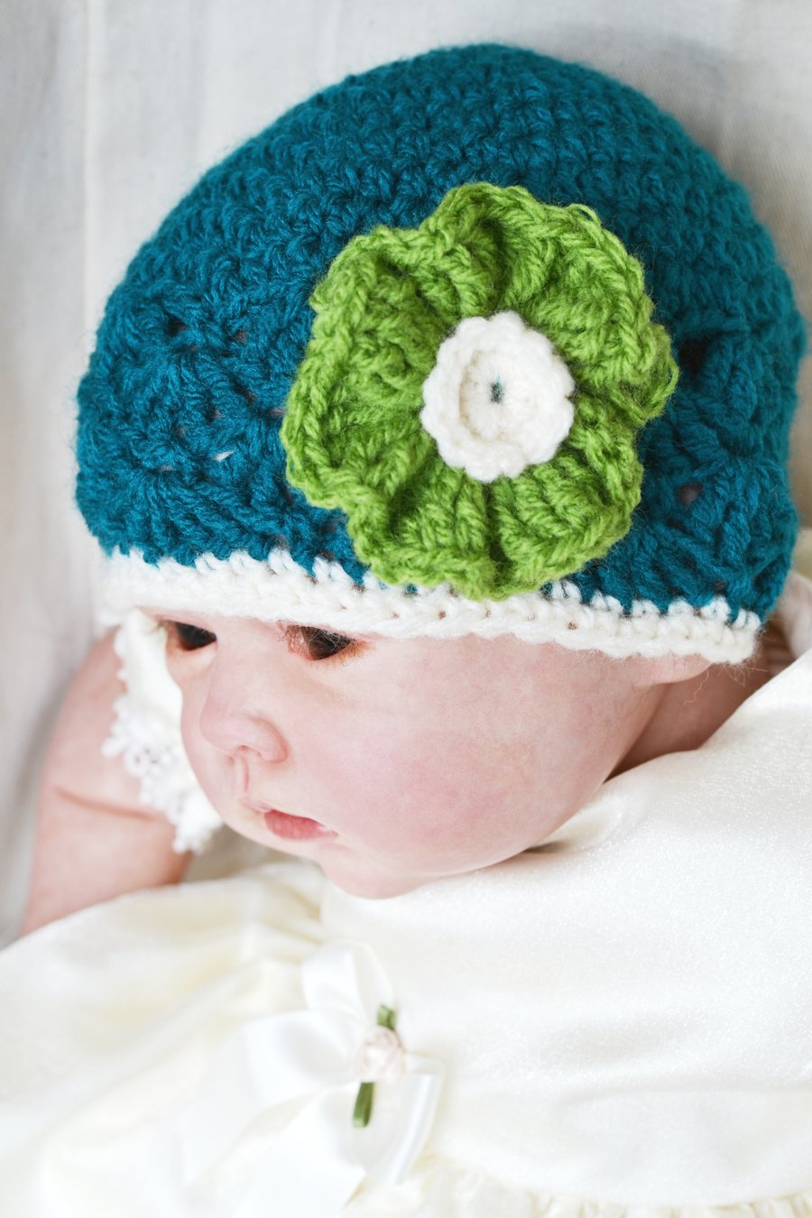 Newborn Girls Teal Crochet Baby Hat Shell Pattern Flower