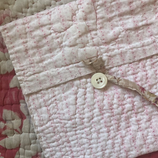 Vintage Quilt Pouch