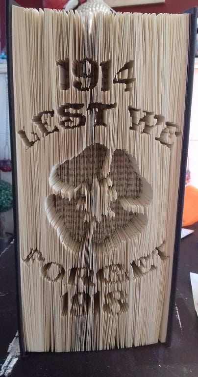 Lest We Forget CUT & FOLDBook Folding Pattern - EMAILED PDF PATTERN