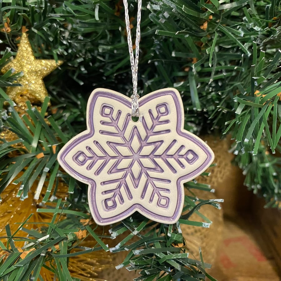 Ceramic snowflake tag (purple)