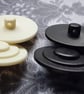 22.4mm 36L Vintage Casein buttons Cream and Black - Image 8