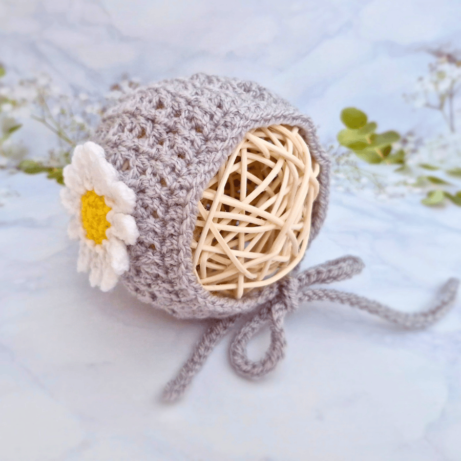 Silver Newborn Daisy Crochet Baby Bonnet 