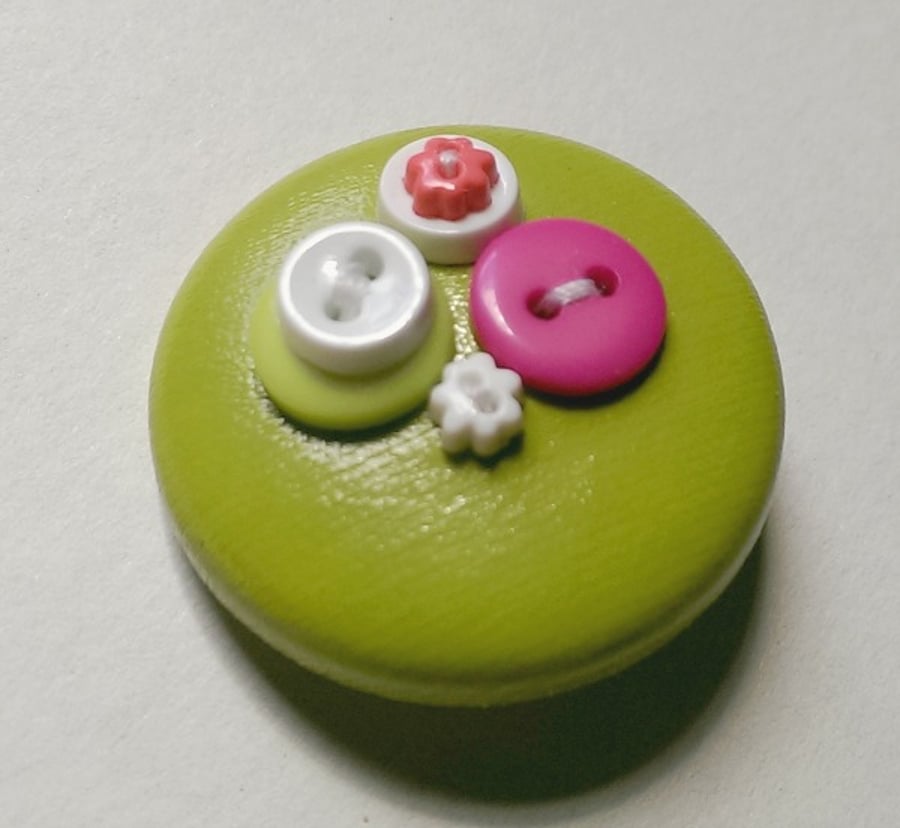 Green & Pink Button PVC Badge