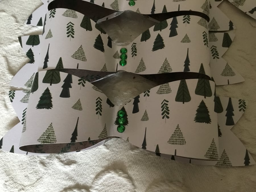 . Gift bows. Paper gift bows. 7 gift bows. Gift wrap. CC509