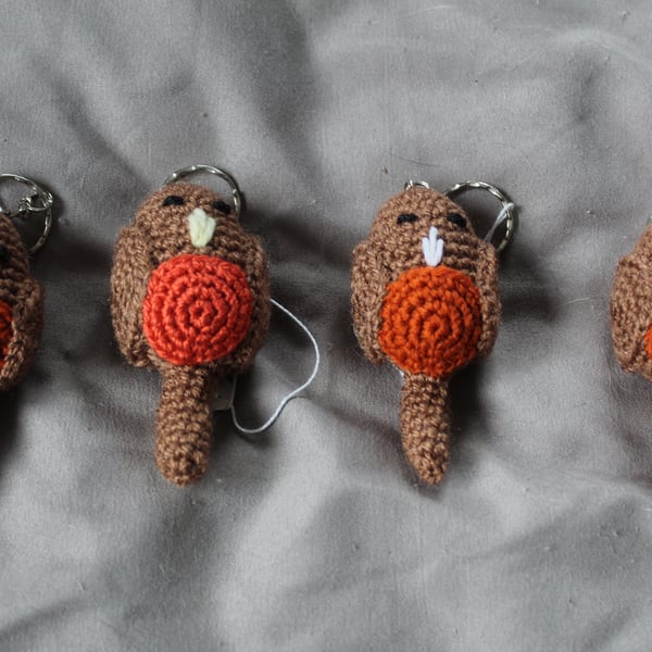 crochet robin keyrings