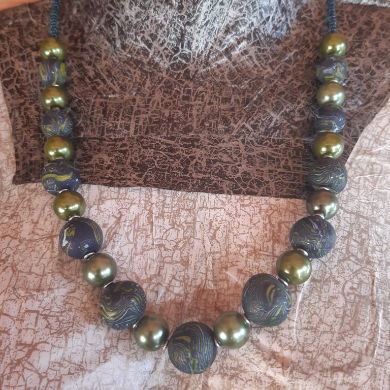 Navy Blue, Metallic Olive Green & White Necklace
