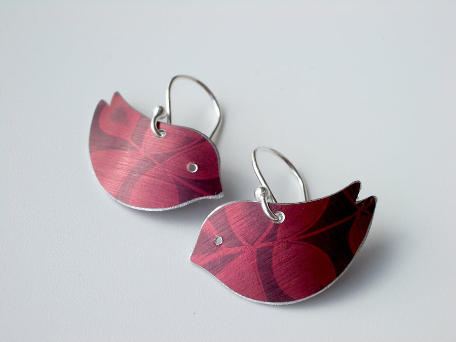 Bird earrings in bronze with leaf print seconds