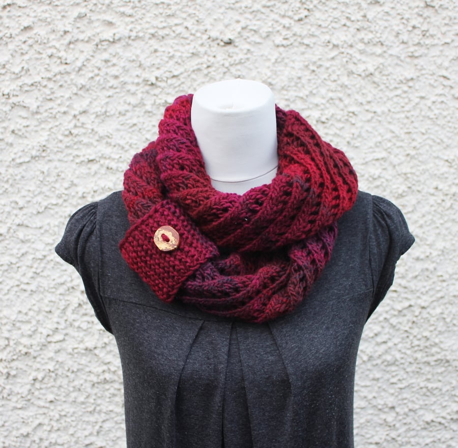 Burgundy scarf knitted chunky womens, knitwear UK