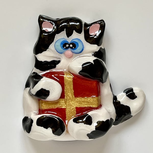 Hand Made Cat with Gift Magnet