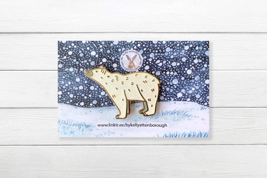 Polar bear pin badge