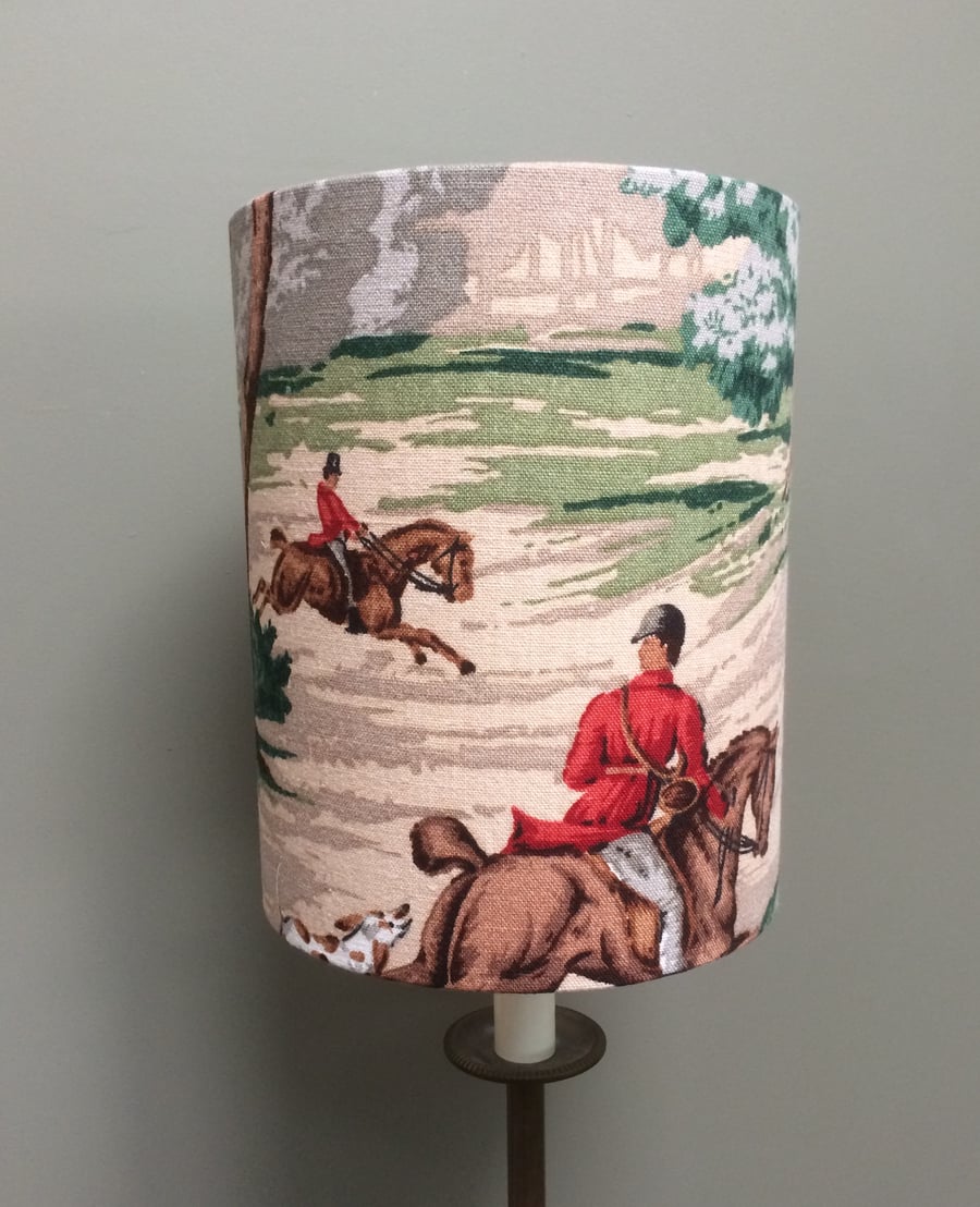 SALE FREE UK POST  Country Pursuits Hunting Scene Lampshade Horses and Hounds 