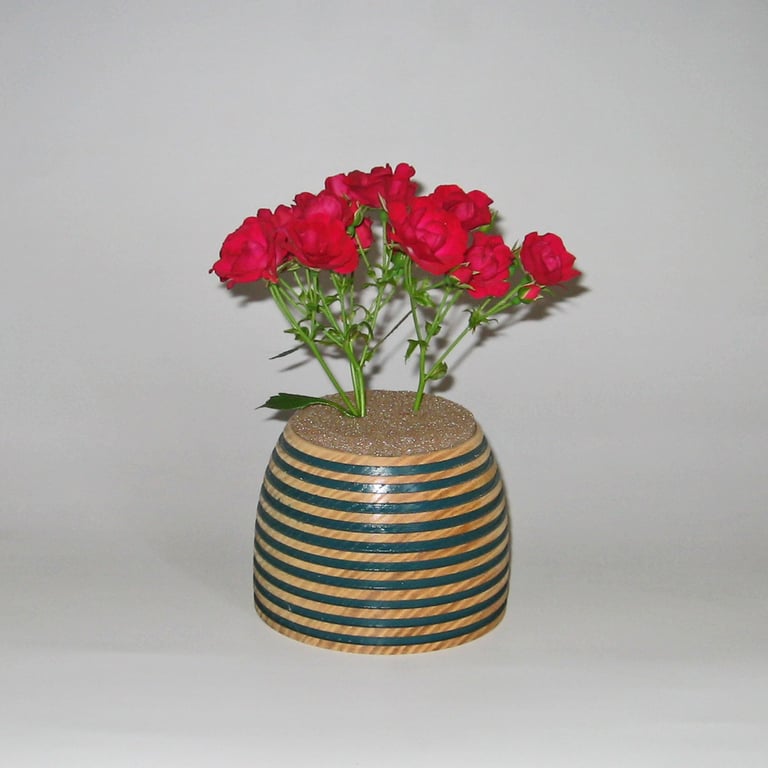 Beehive vase