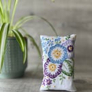 Vintage embroidered linen floral  tissue holder