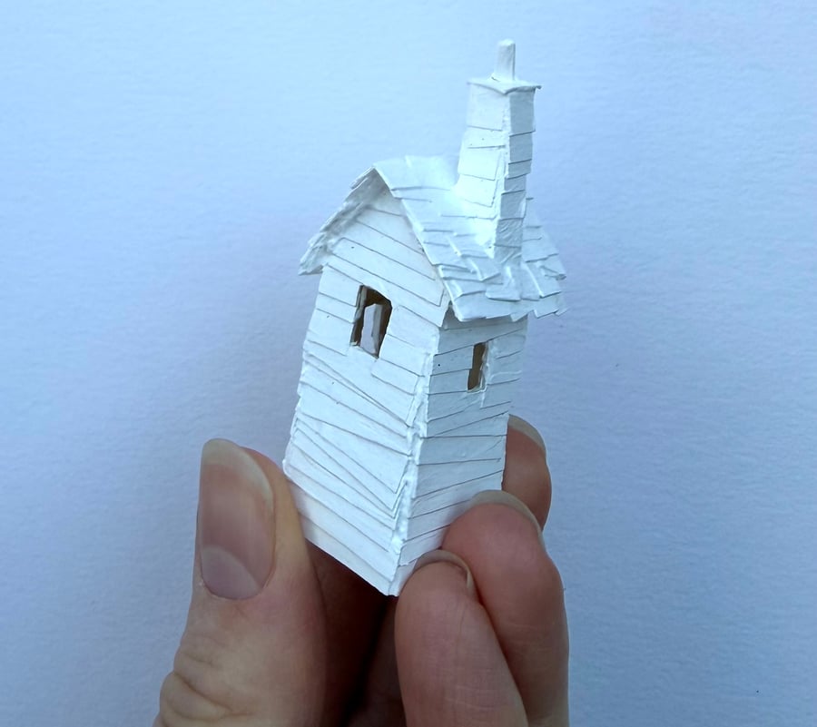 Tiny White House, Cute Whimsical Miniature Home Decor