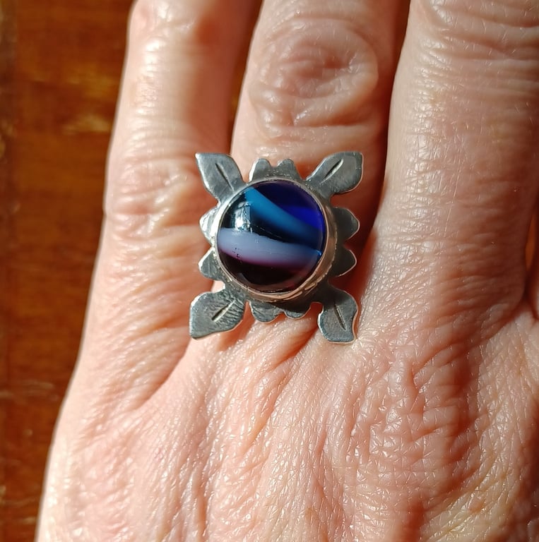 Square silver and glass flower ring