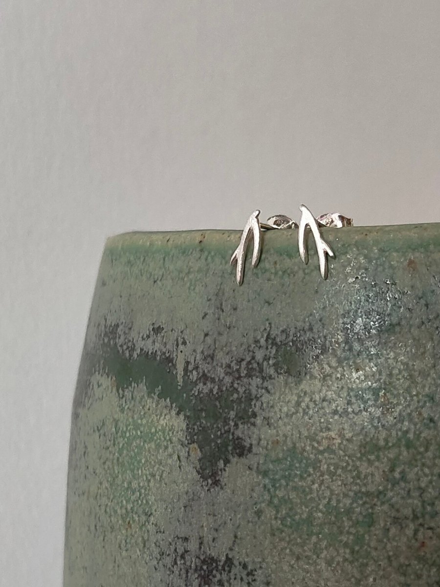 Sterling Silver ‘Falling Leaves’ Collection Vein Detail Tiny Stud Earrings 