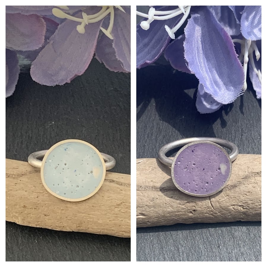 Colour Changing Jesmonite and Sterling Silver Pebble Ring 