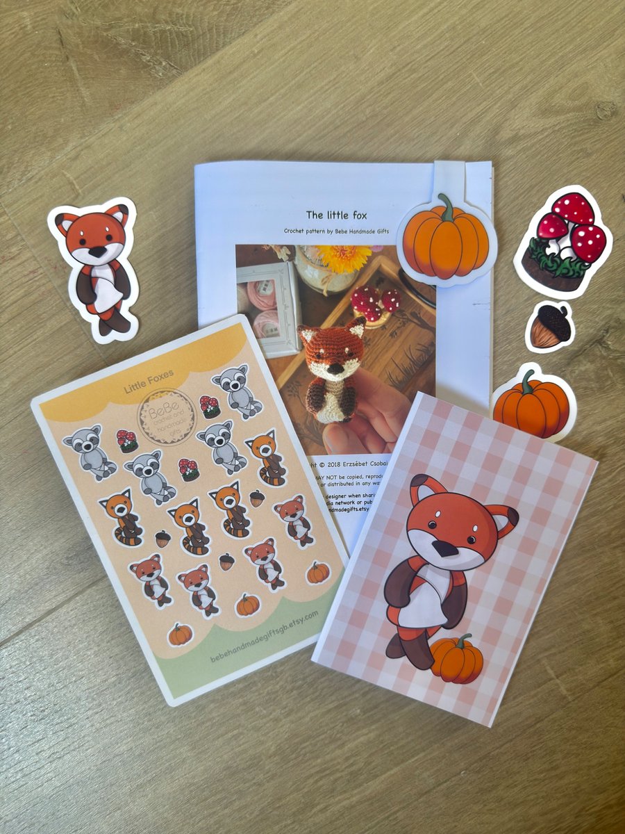  Printed pattern booklet - Fox Amigurumi Crochet Pattern, Keyring pattern