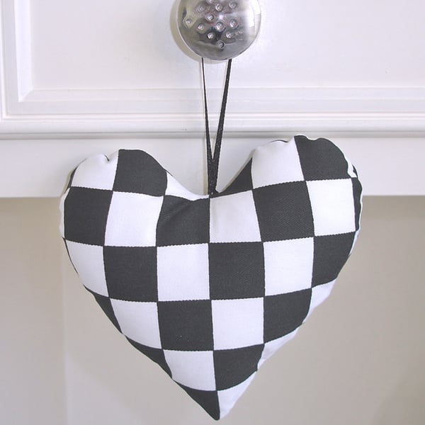 2 Tone Hanging Heart Padded Ska Black and White Check Hanger Decoration