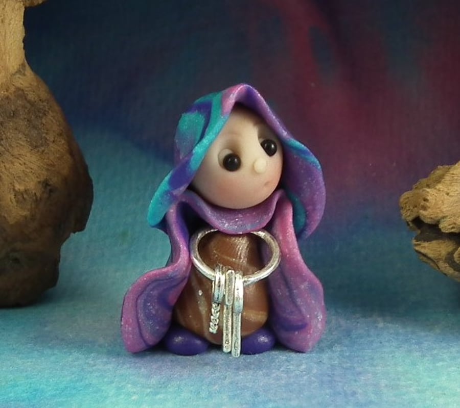 Spring Sale ... Keykeeper Gnome 'Jinn' with bunch keys OOAK Sculpt Ann Galvin