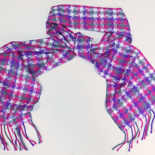 Pink handwoven scarf
